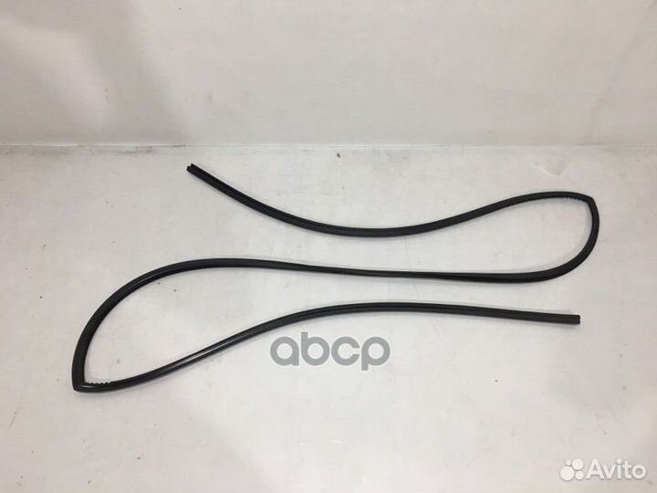 Уплотнитель ветрового стекла 86130H0000 Hyundai