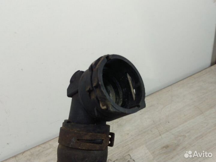 Трубопровод системы охлаждения Volkswagen Golf 5