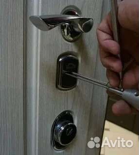 Вскрытие замков дверных автомобильных сейфов