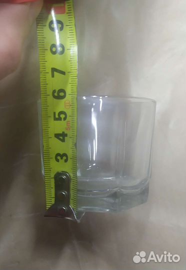 Стеклянные стаканы