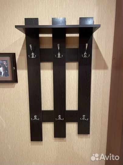 Вешалка в прихожую