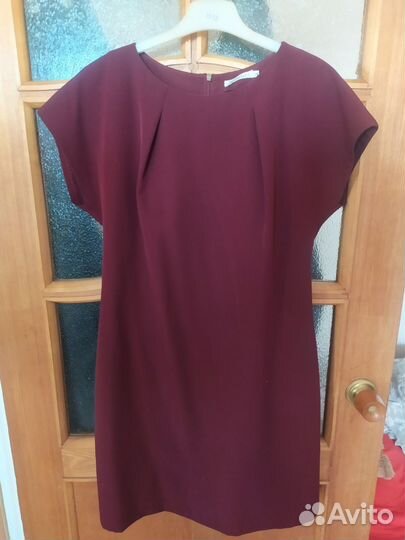 Платья женские 46 48
