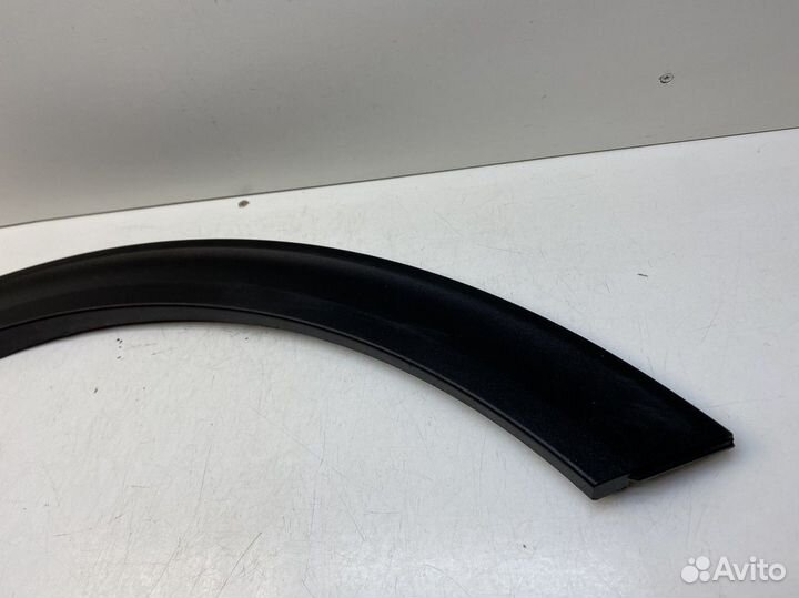 Накладка крыла переднего правого Kia Sportage 2016