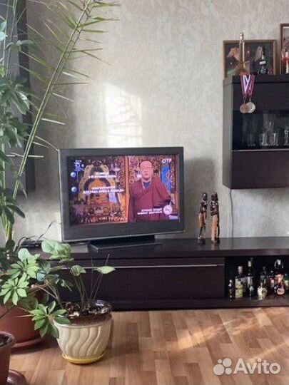 Полка настенная навесная