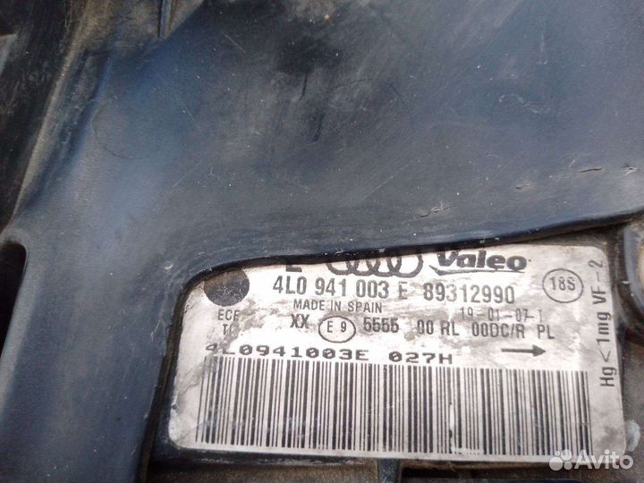 Фара Ауди ку7 2009г