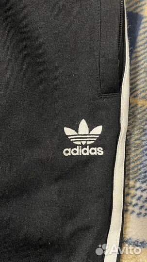 Спортивные штаны adidas мужские