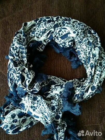 Шарфы женские