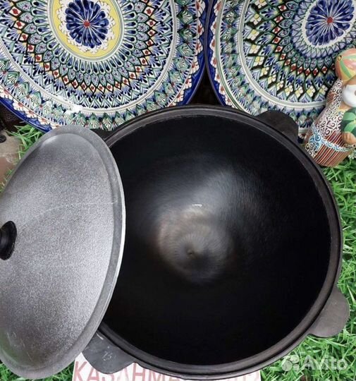 Казан чугунный узбекский 12л