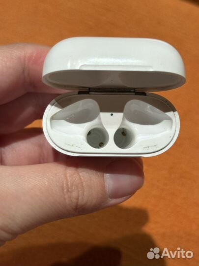 Airpods 1