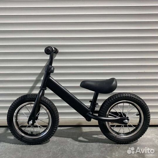 Беговел детский 12 радиус новый