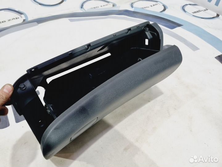 Бардачок Kia Cerato 2 G4FC 2009