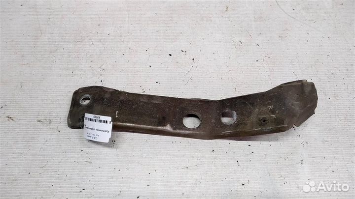 Крепление фары правой Audi 100 C4 91-94г