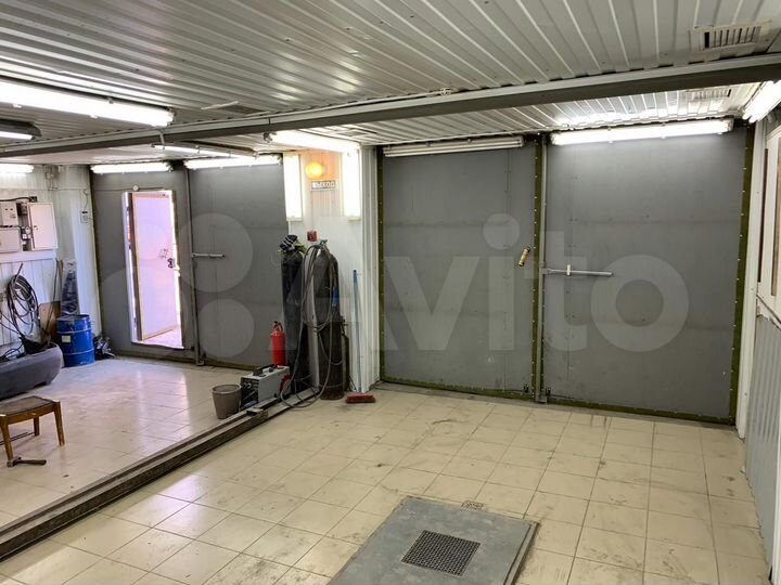 Автосервис, 220 м²