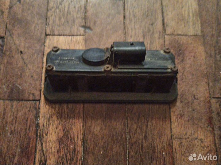 Ford mondeo 4 кнопка багажника