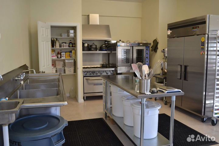 Кухонный работник метро Бауманская