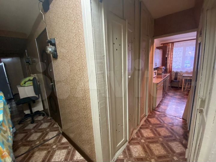 Комната 15 м² в 1-к., 1/2 эт.