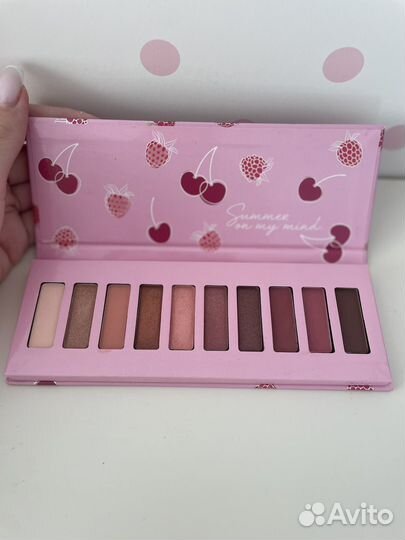 Палитра теней revolution