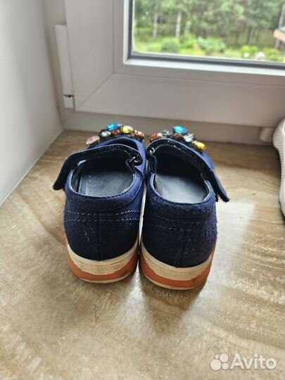 Marni очень красивые школьные туфли 33 размер