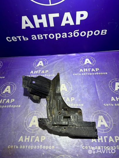 Пыльник двигателя правый Suzuki Sx 4 YA21S M16A