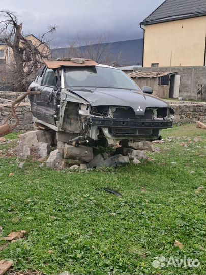 Разбор мицубиси кризма