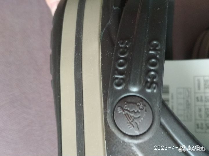Босоножки женские crocs