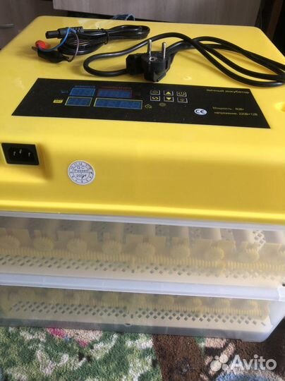 Инкубатор для яиц на 112 шт