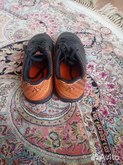 Детские футбольные бутсы 33 размер