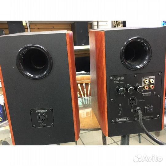 Edifier R1900TV 120 Ватт Активные колонки