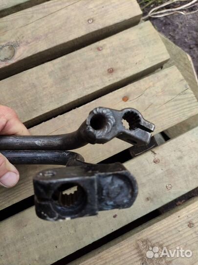 Шестерни и валы кпп тмз Муравей