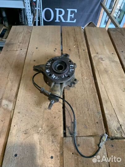 Кулак поворотный передний левый Citroen C4 хэтчбек