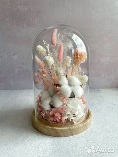 Букет роза в колбе из сухоцветов композиция