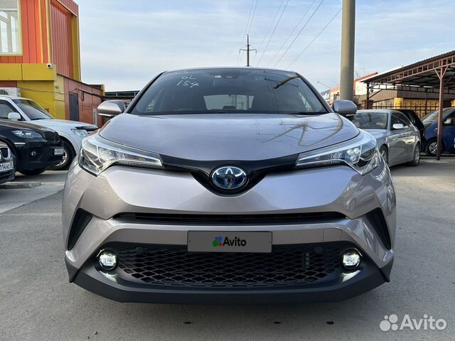 Toyota C-HR 1.8 AT, 2017, 97 000 км