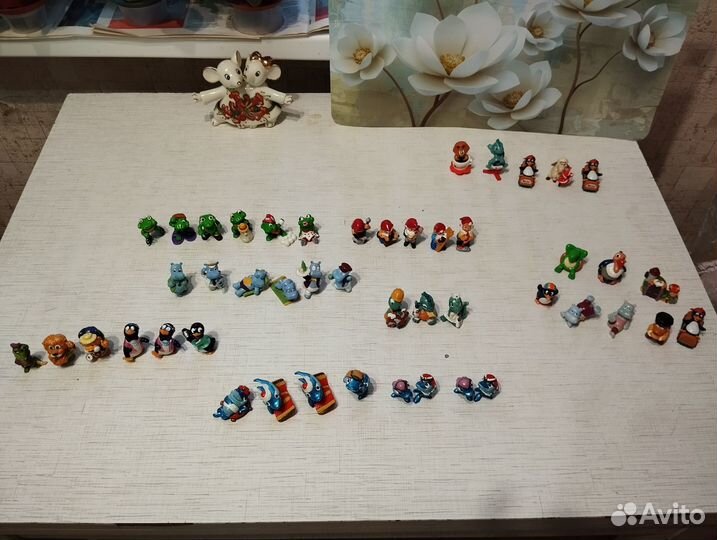 Киндер сюрприз единички из разных серий