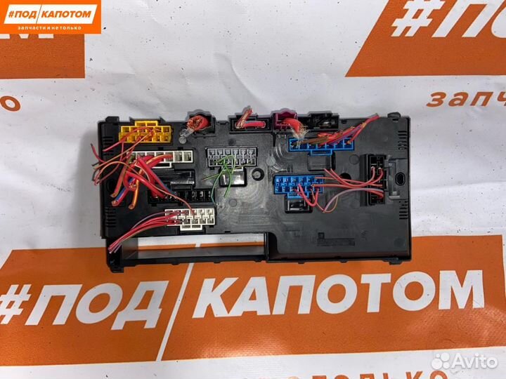 Блок предохранителей BMW 5 F10 2011