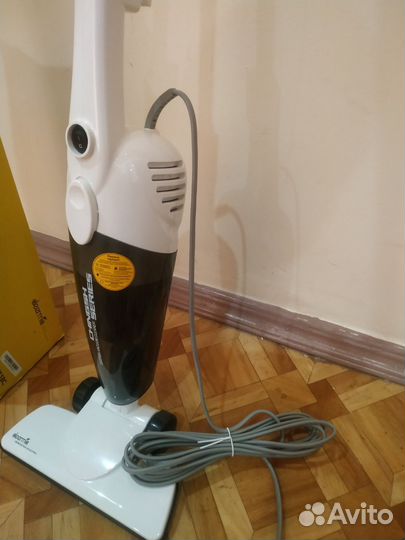 Пылесос вертикальный