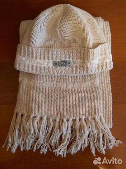 Шапка женская и шарф