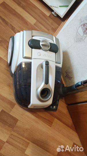 Пылесос Vitek