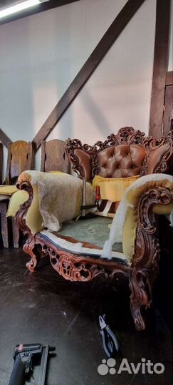 Перетяжка мягкой мебели на дому