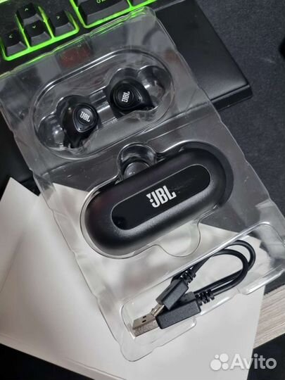 Беспроводные наушники jbl
