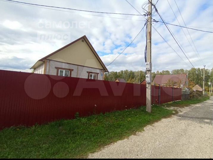 Дом 65 м² на участке 6,5 сот.