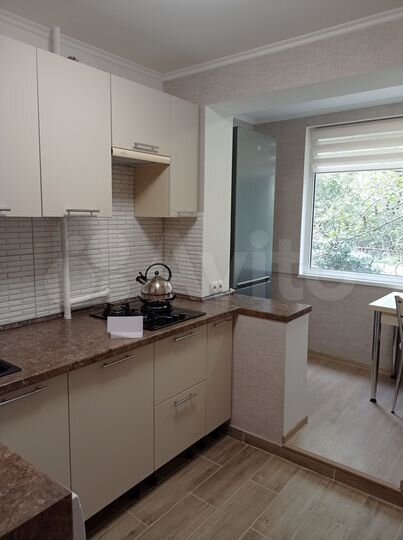 2-к. квартира, 56 м², 2/5 эт.