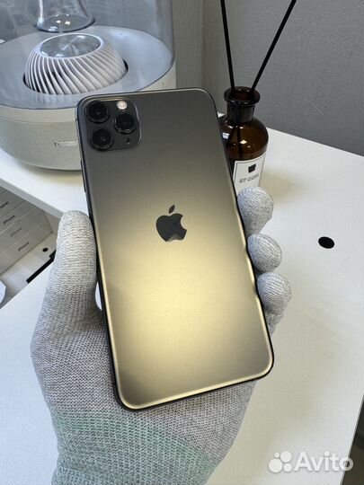 iPhone 11 Pro Max, 64 ГБ