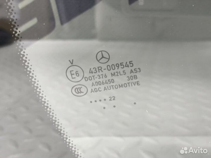 Форточка двери задняя правая Mercedes-Benz Gle