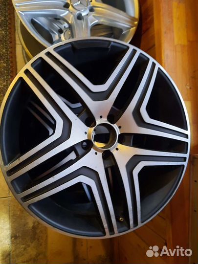 Одиночные и парные диски R21 на Мерседес GL