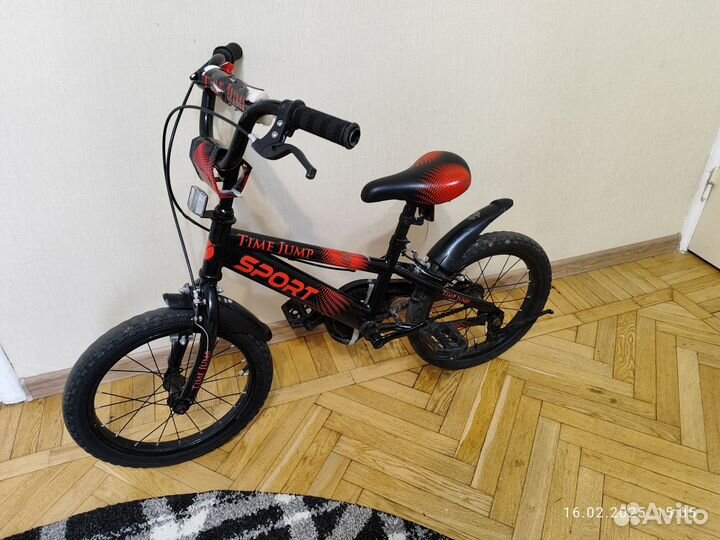 Детский велосипед 16