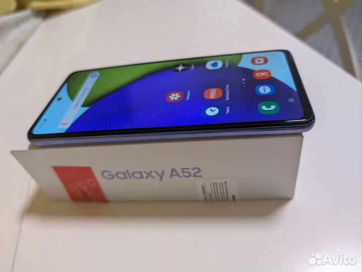 Samsung Galaxy A52, 8/256 ГБ