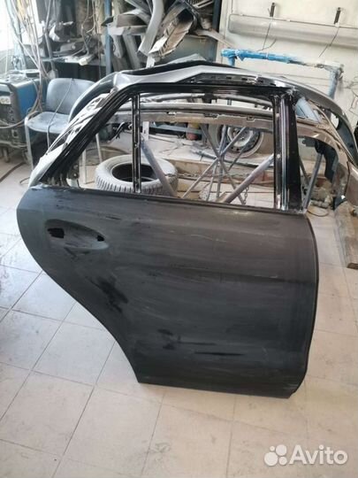 Mercedes W166 ML GLE дверь задняя правая