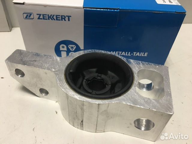 Сайлентблок переднего рачага зад Volkswagen Passat