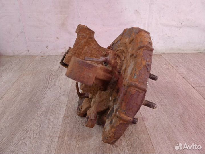 Кулак поворотный задний левый Kia Sportage 2 G4GC