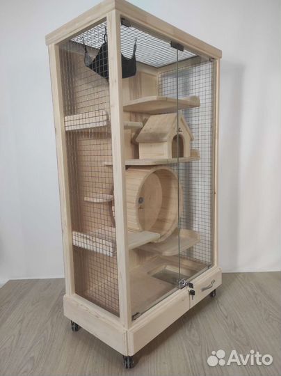Витрина для шиншилл